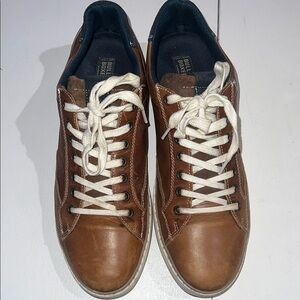 Bullboxer men's brown leather casual sneakers, handcrafted in Portugal.
